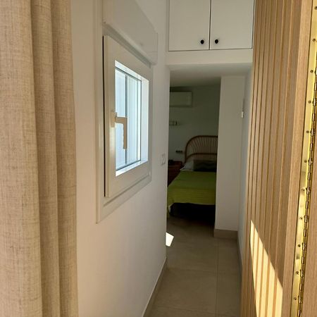 Sunnypalms - Beachfront Penthouse With Stunning Sea View Estepona Exterior photo